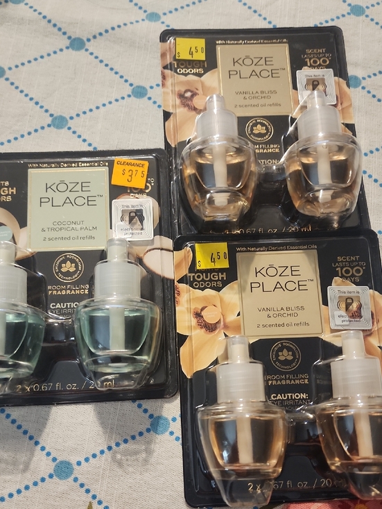 koze place Other - Vanilla Bliss & Orchid and Coconut & Tropical Palm Plug-In Oil Refills (Clear)